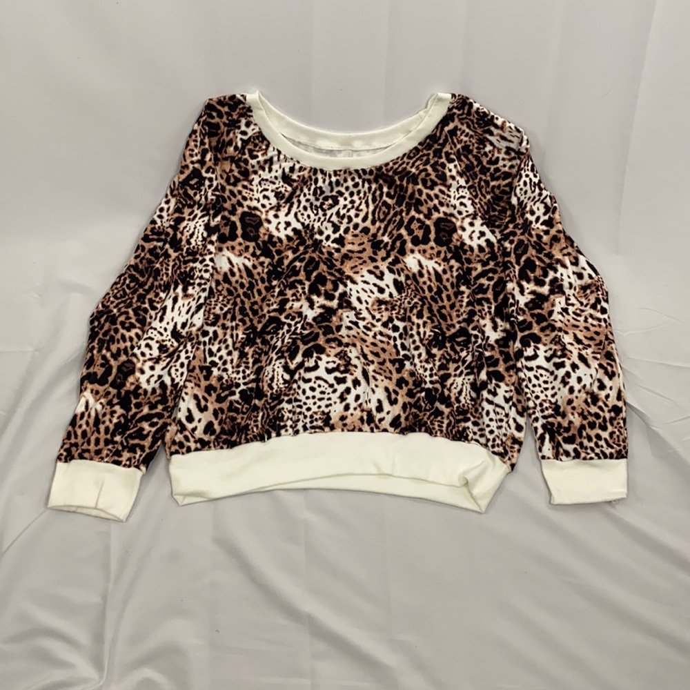 Leopard print off shoulder knit sweater